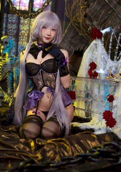 欧美自拍三级_1080P在线观看完整版