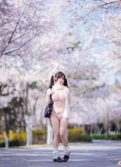 日产国产高清一区二区_欧美成人在线