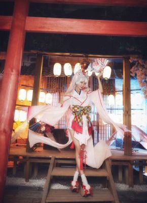 欧美男装休闲品牌大全_字幕高清版在线播放